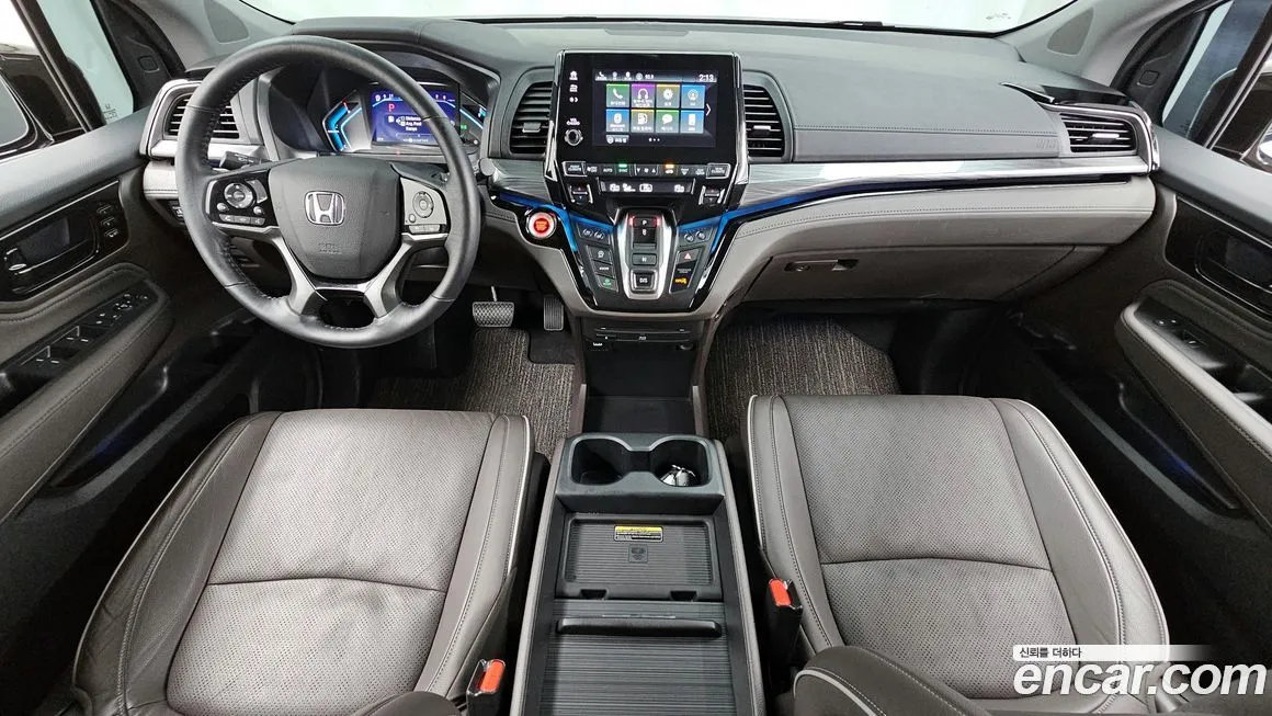 Honda Odyssey — фото 10