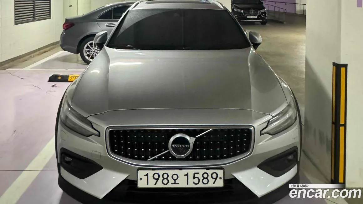 Volvo V60 2021 из KR, фото 7