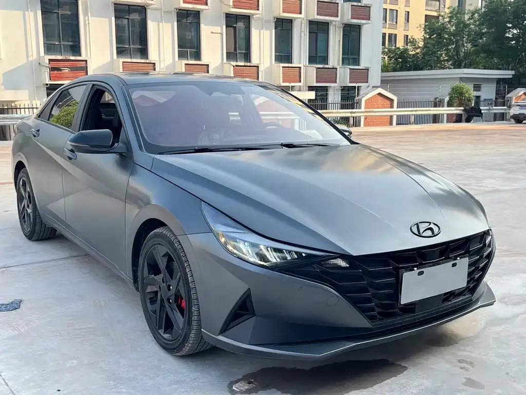 Hyundai Elantra — фото 10