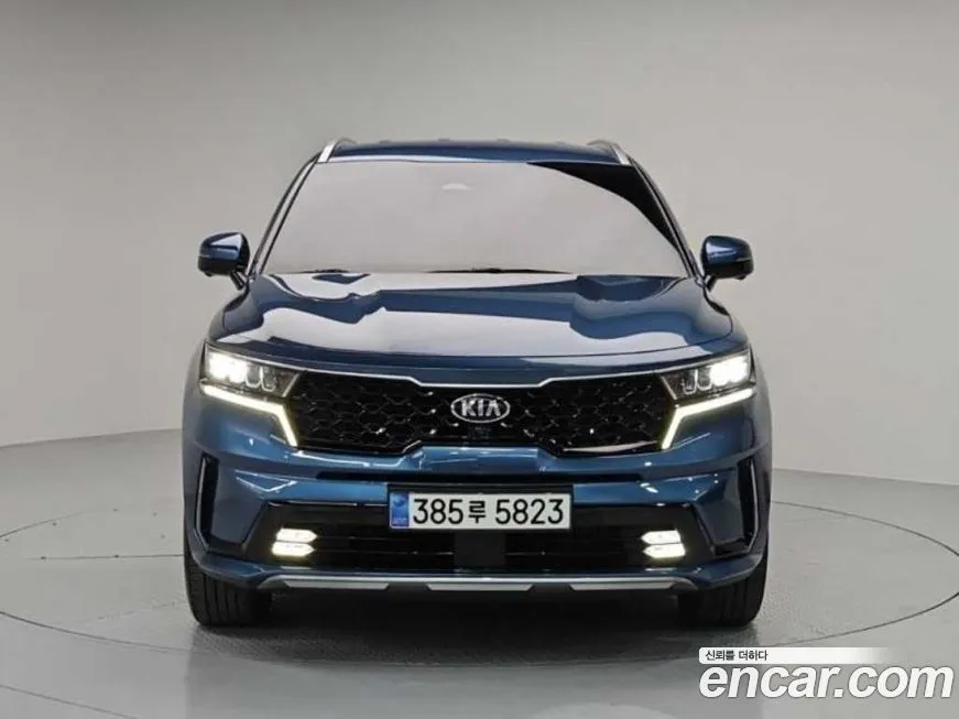 Kia Sorento — фото 9