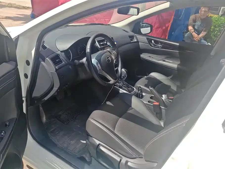 Nissan Tiida 2021 из CN, фото 5