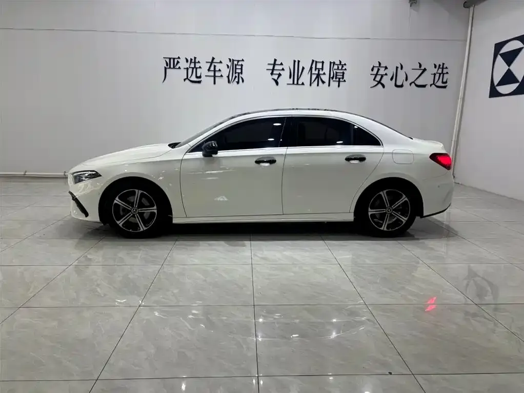 Mercedes-Benz A-Class 2025 из CN, фото 2