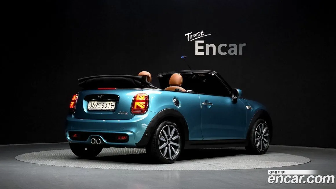 Mini Cooper Convertible 2021 из KR, фото 5