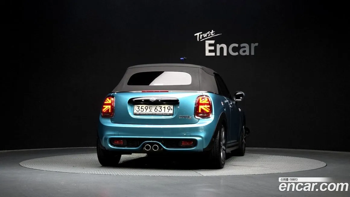 Mini Cooper Convertible 2021 из KR, фото 7