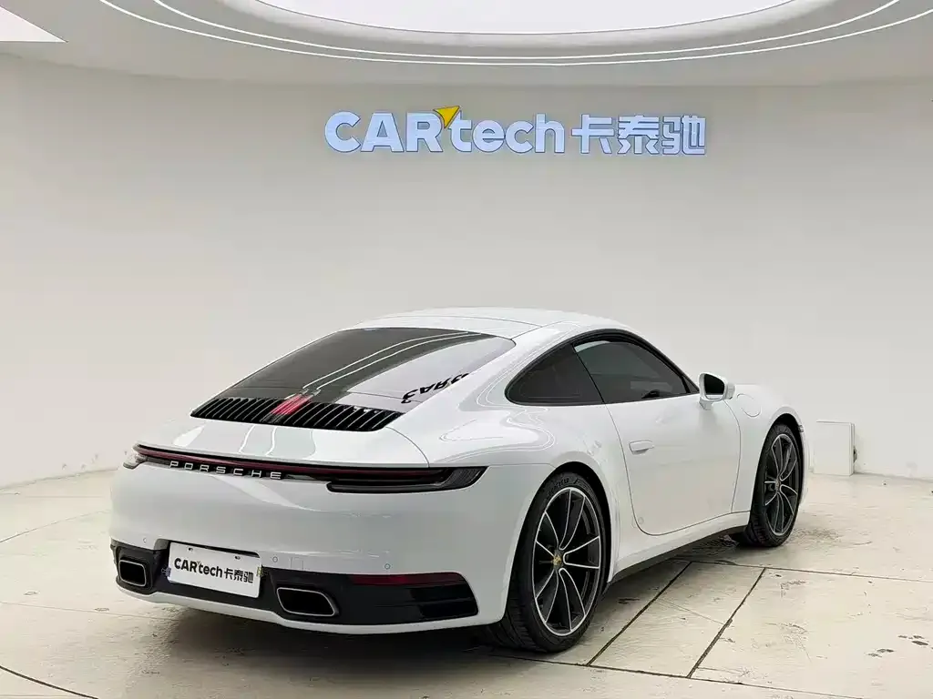 Porsche 911 — фото 10