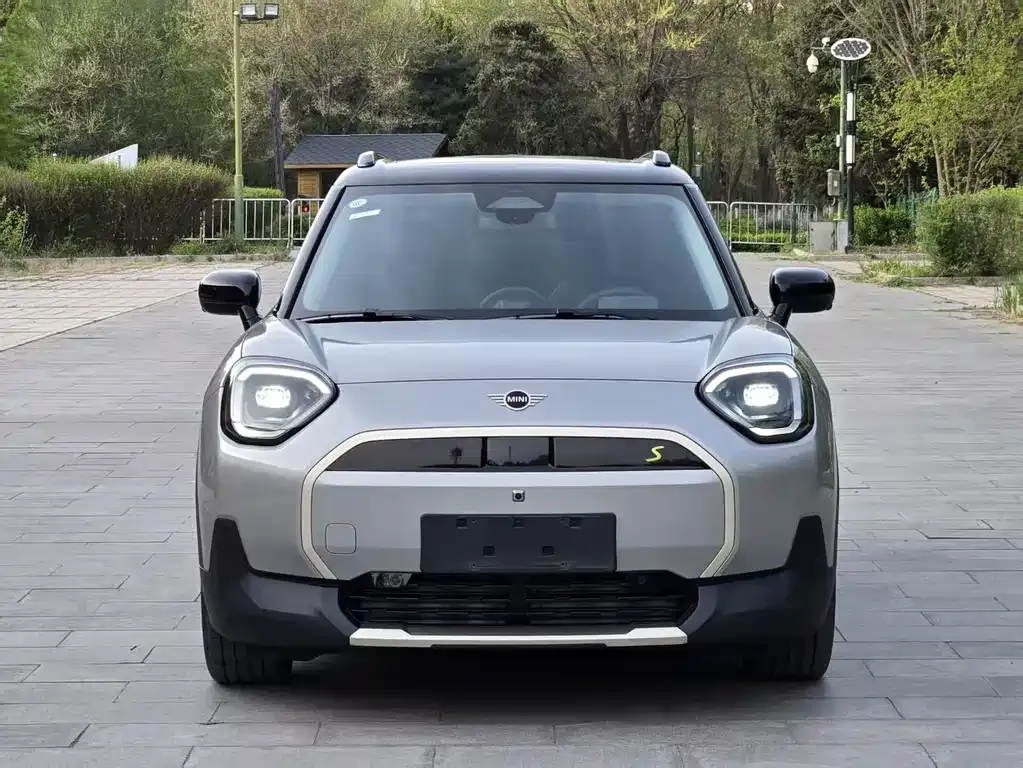 MINI Aceman EV