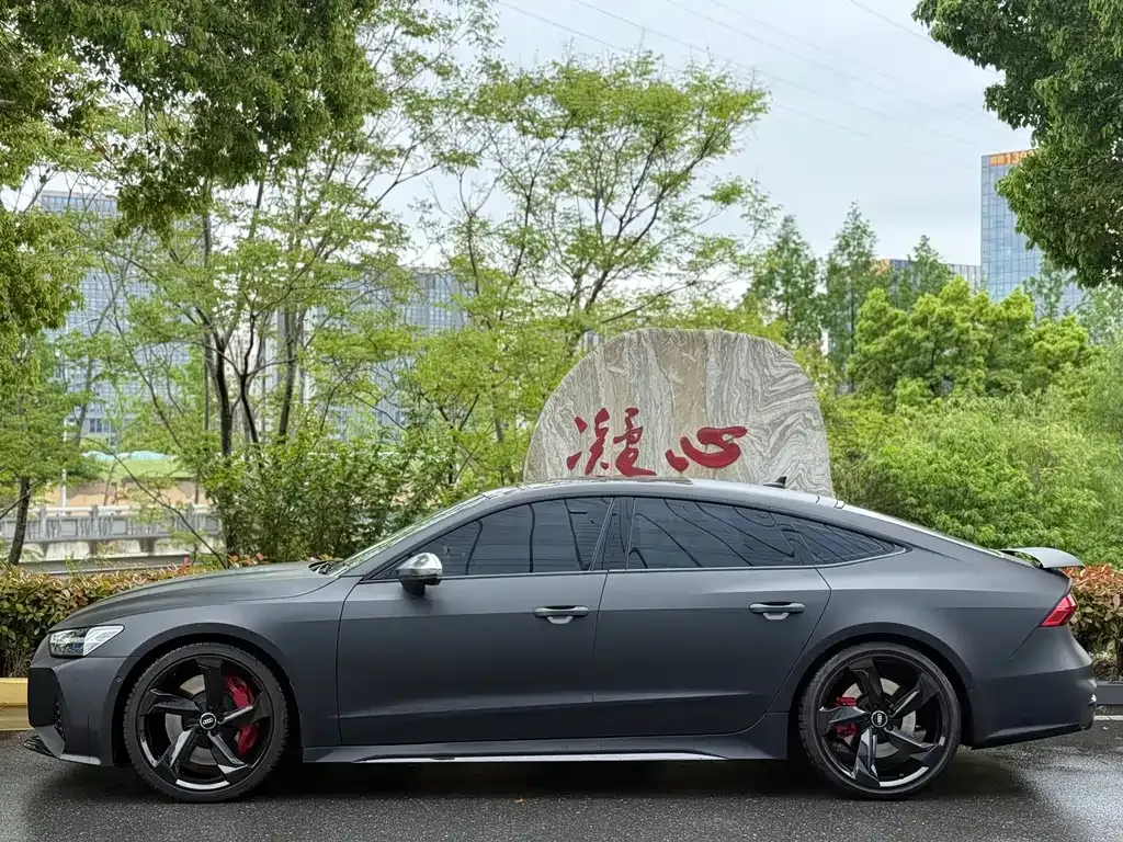 Audi S7 2021 из CN, фото 9
