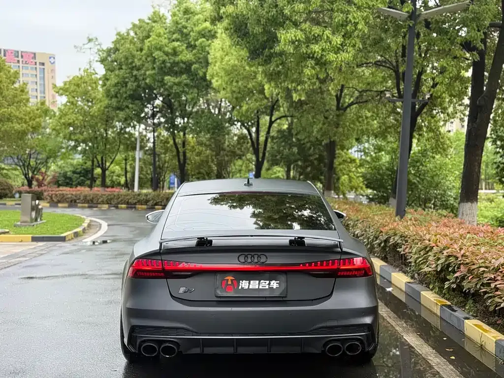 Audi S7 2021 из CN, фото 8
