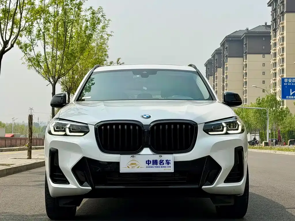 BMW X3 — фото 8