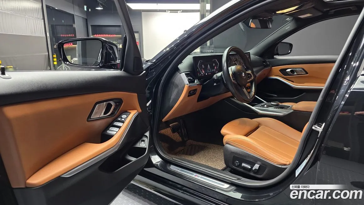 BMW 3-Series 2023 из KR, фото 8