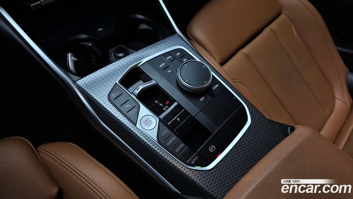BMW 3-Series 2023 из KR, фото 6