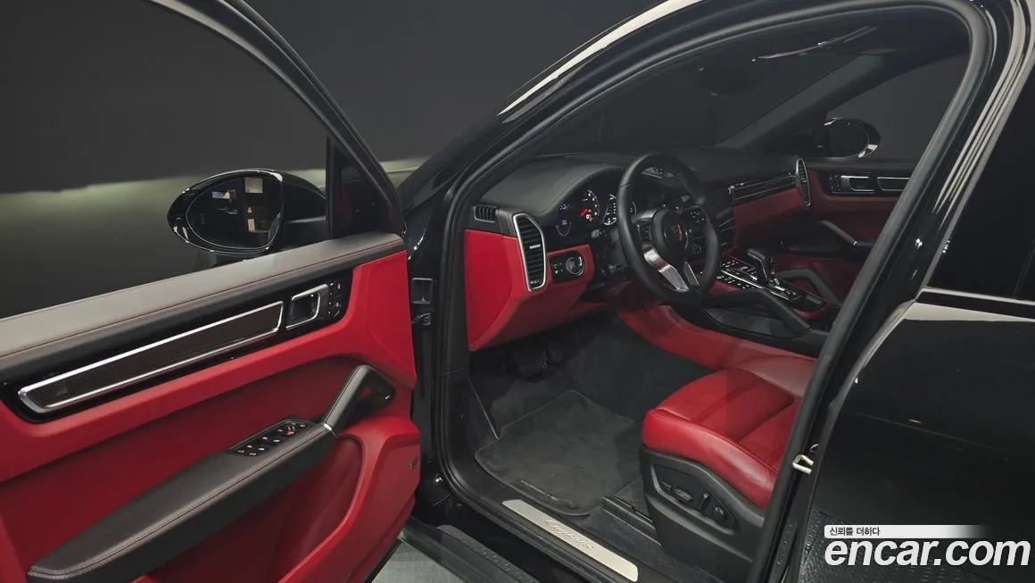 Porsche Cayenne — фото 6