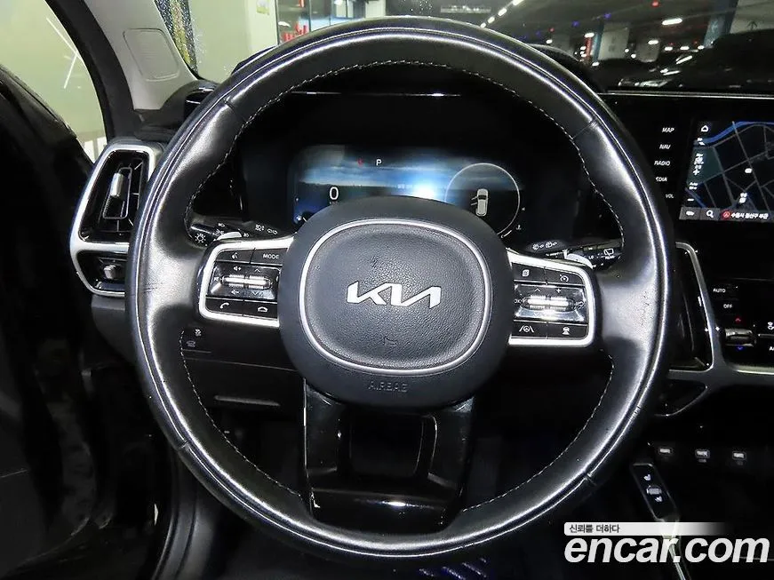 Kia Sorento — фото 10