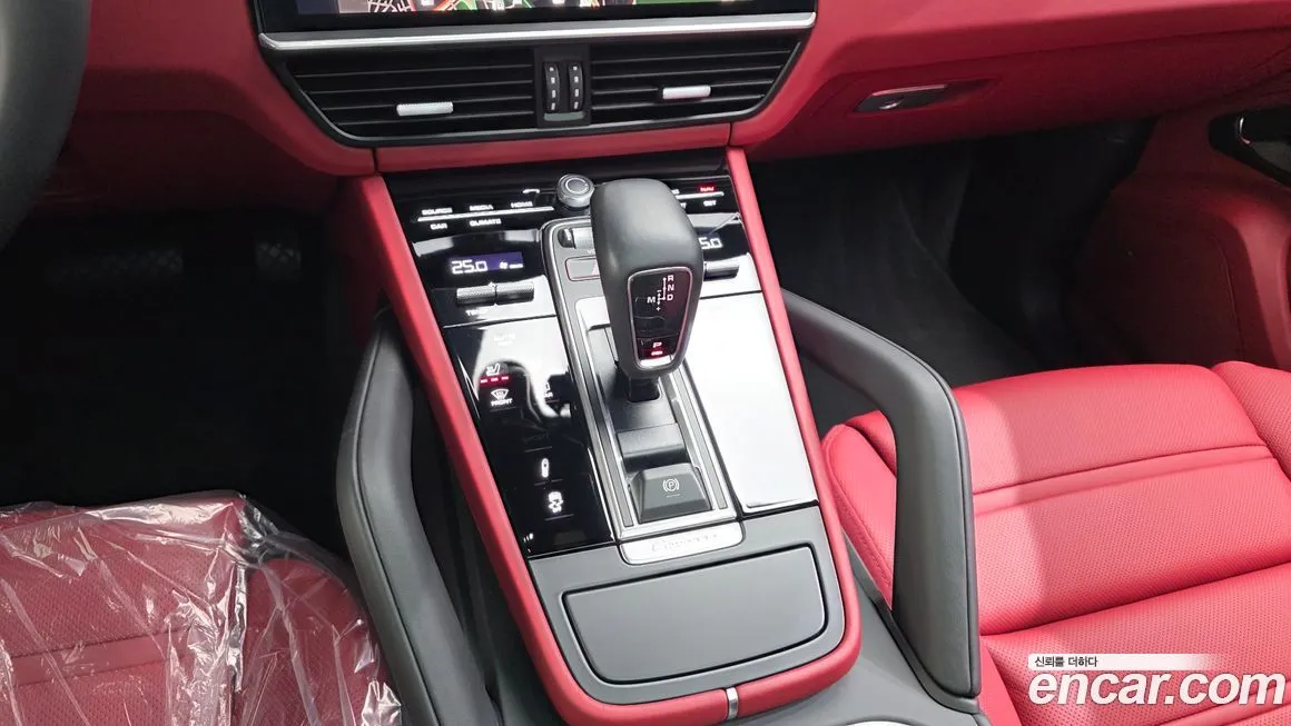 Porsche Cayenne 2023 из KR, фото 10