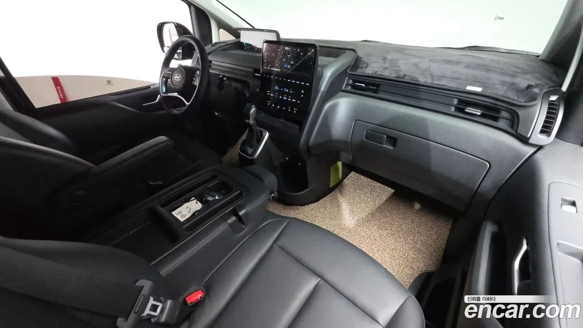 Hyundai Staria 2025 из KR, фото 6