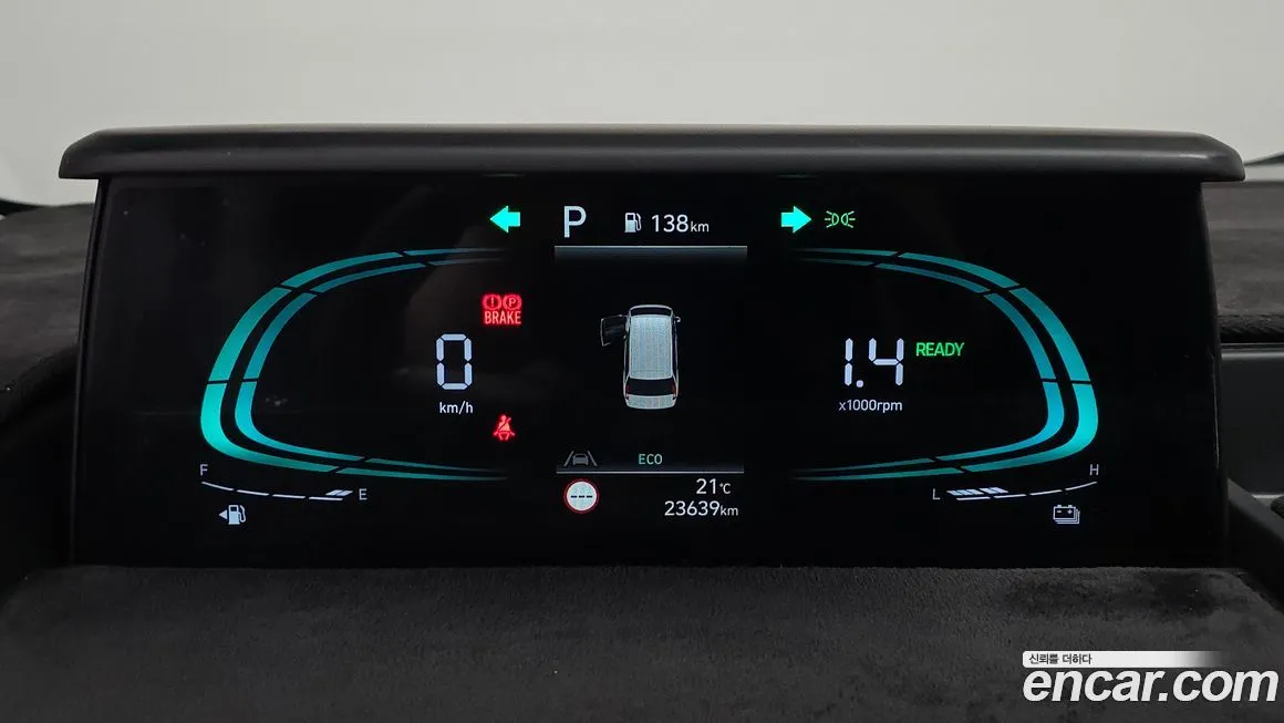 Hyundai Staria 2025 из KR, фото 4
