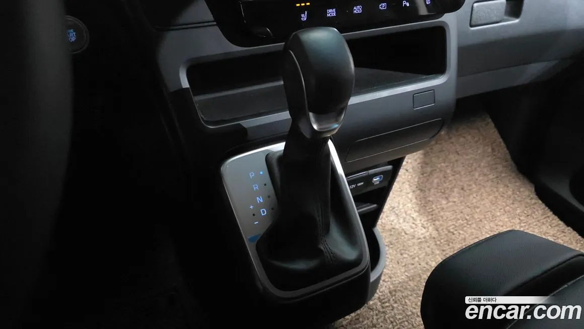 Hyundai Staria 2025 из KR, фото 10