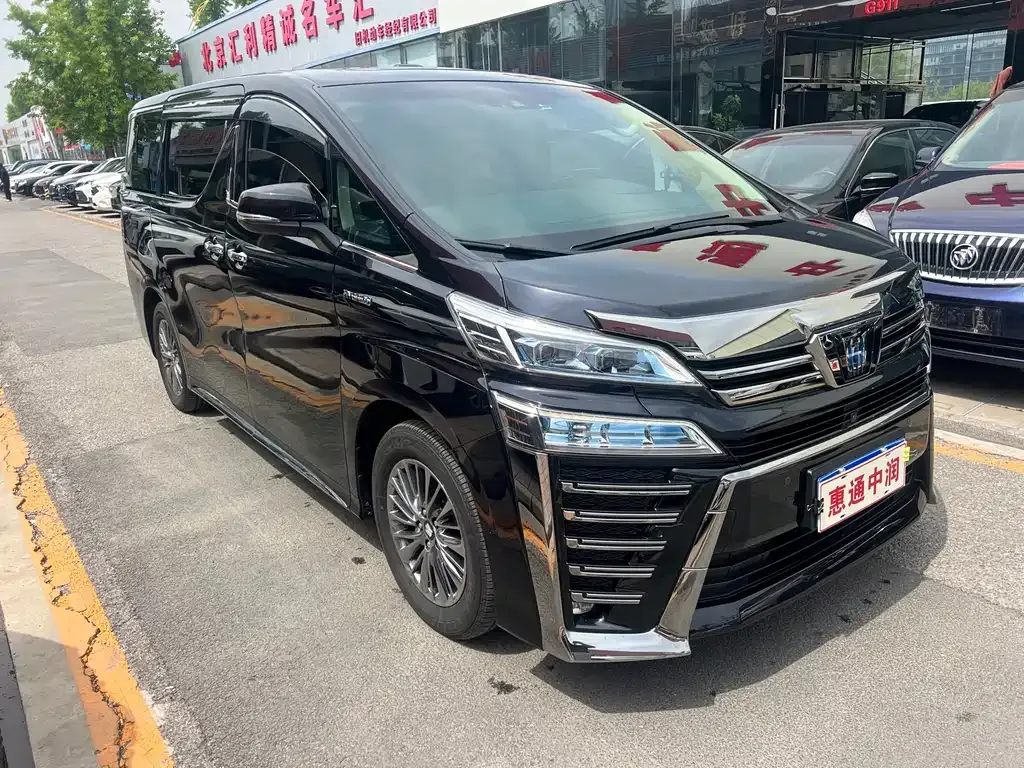 Toyota Vellfire — фото 7