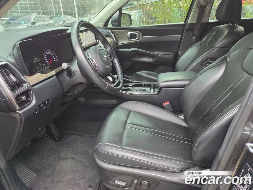 Kia Sorento — фото 4