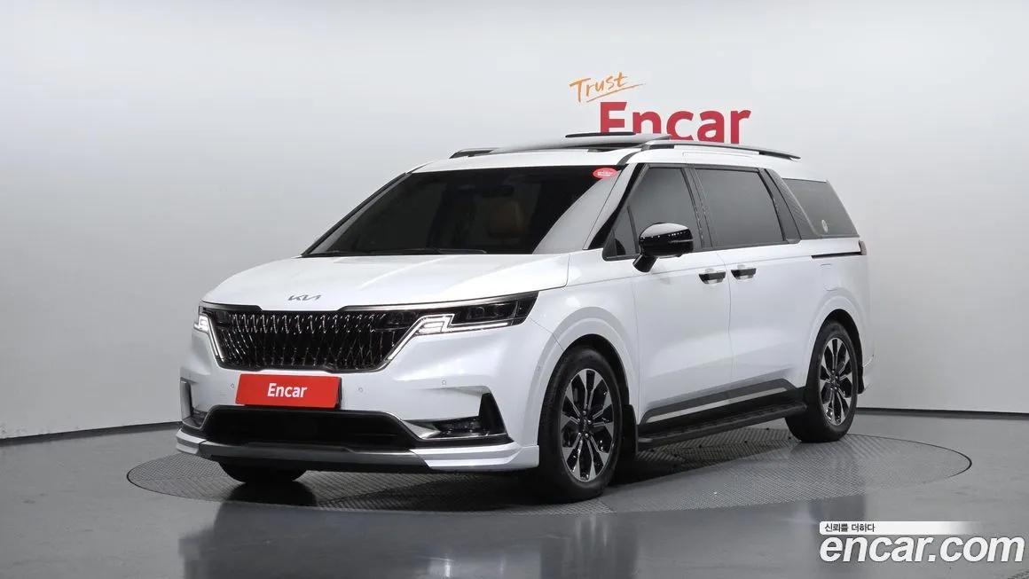 Kia Carnival — фото 1