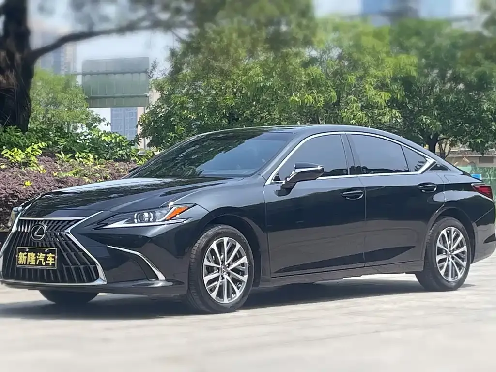 Lexus ES — фото 3