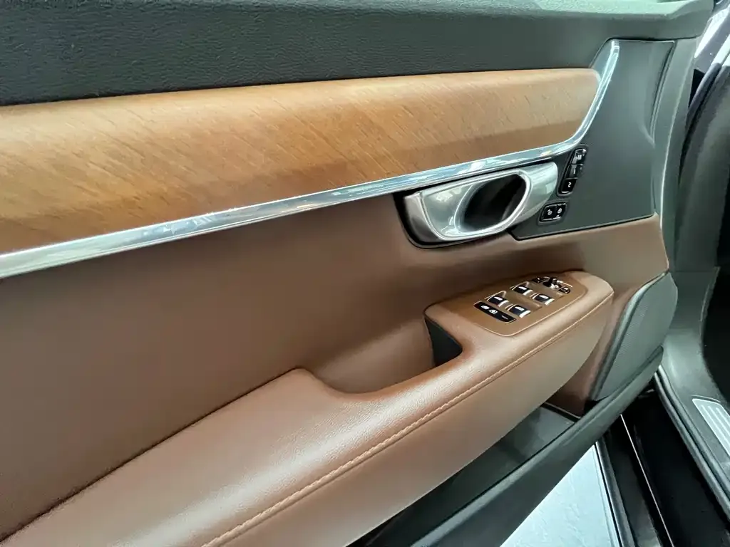 Volvo S90 — фото 2