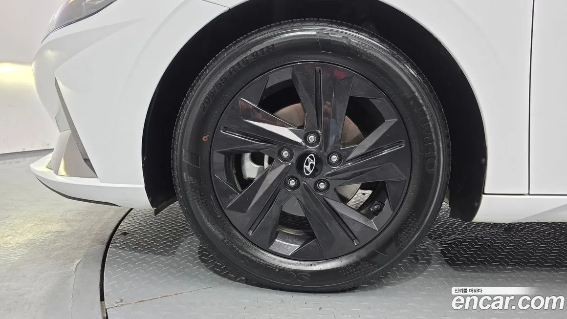 Hyundai AVANTE 2021 из KR, фото 8