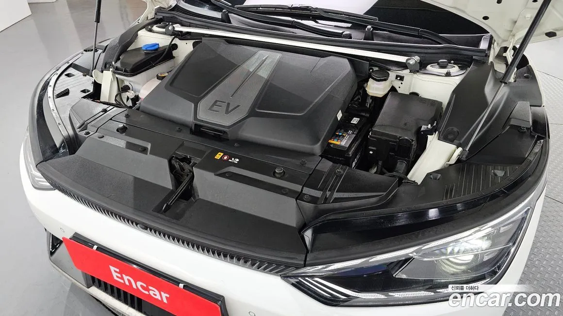 Kia EV6 2022 из KR, фото 8