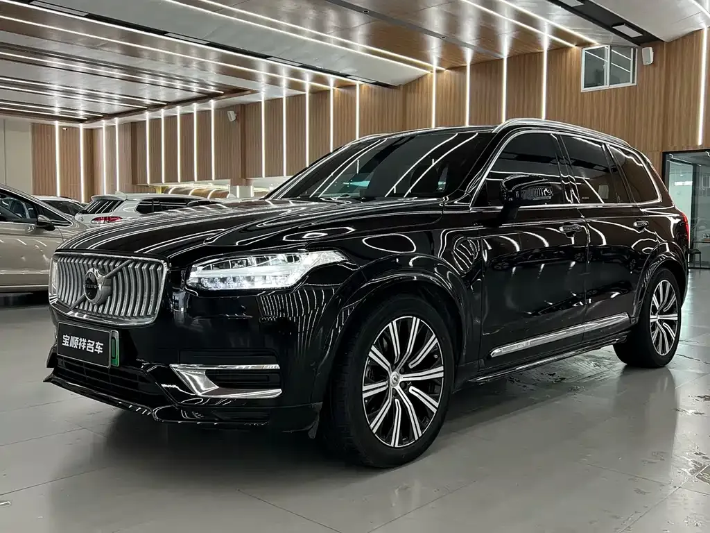 Volvo XC90 PHEV 2022 из CN, фото 1