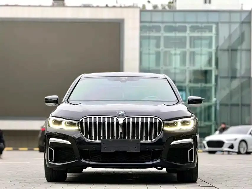 BMW 7 Series 2021 из CN, фото 6