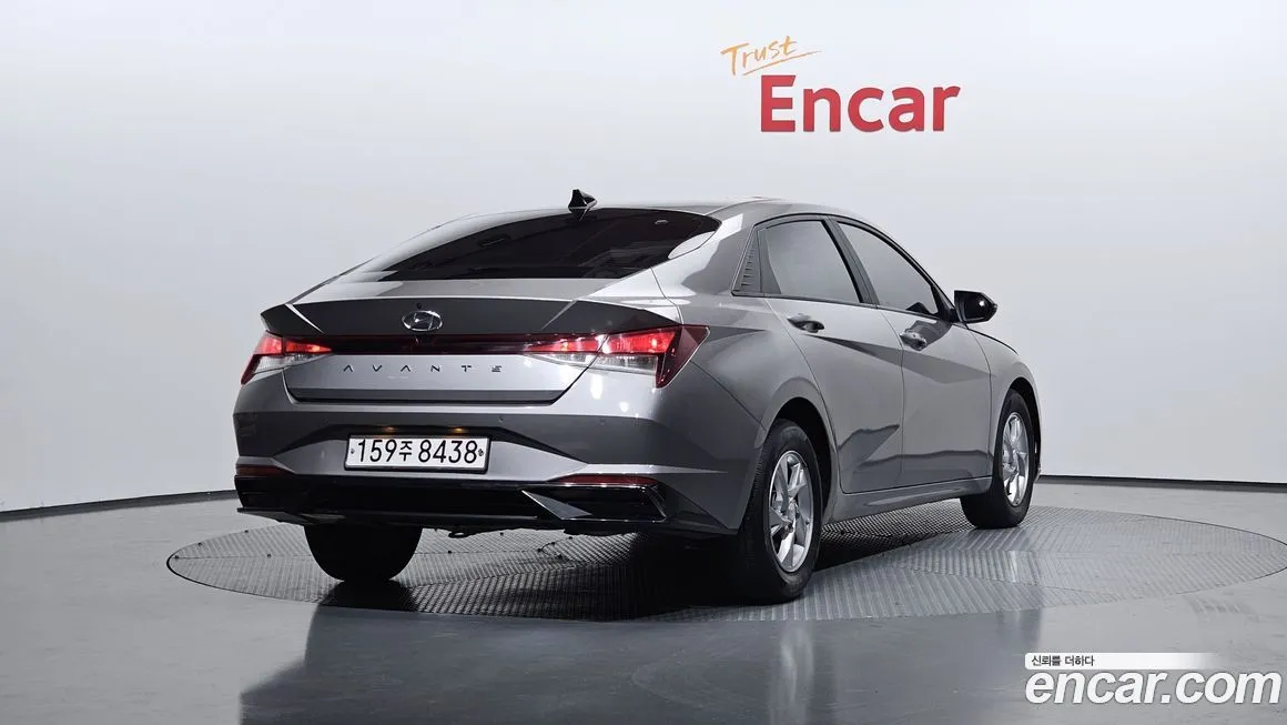 Hyundai AVANTE — фото 3