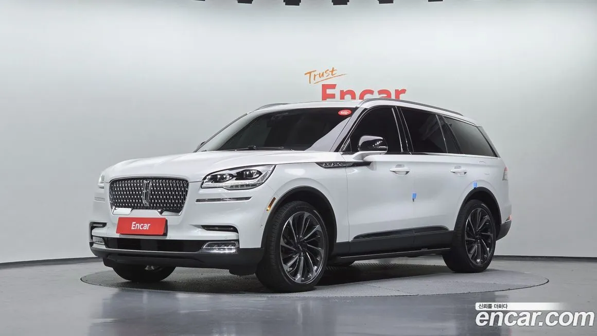 Lincoln Aviator — фото 1