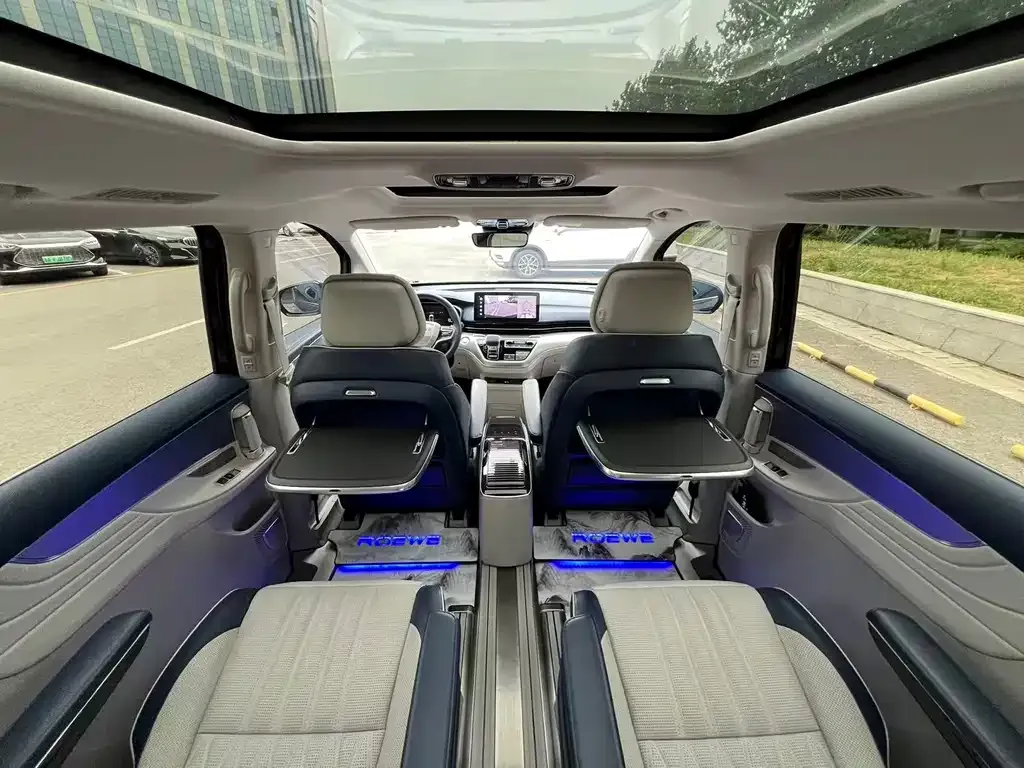 Roewe iMAX8 — фото 4