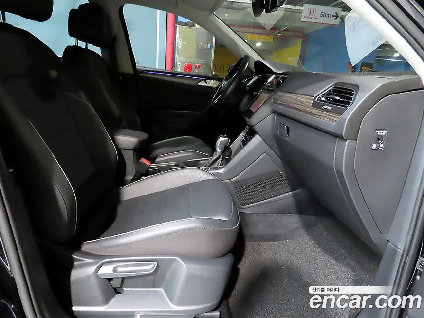 Volkswagen Tiguan 2022 из KR, фото 8