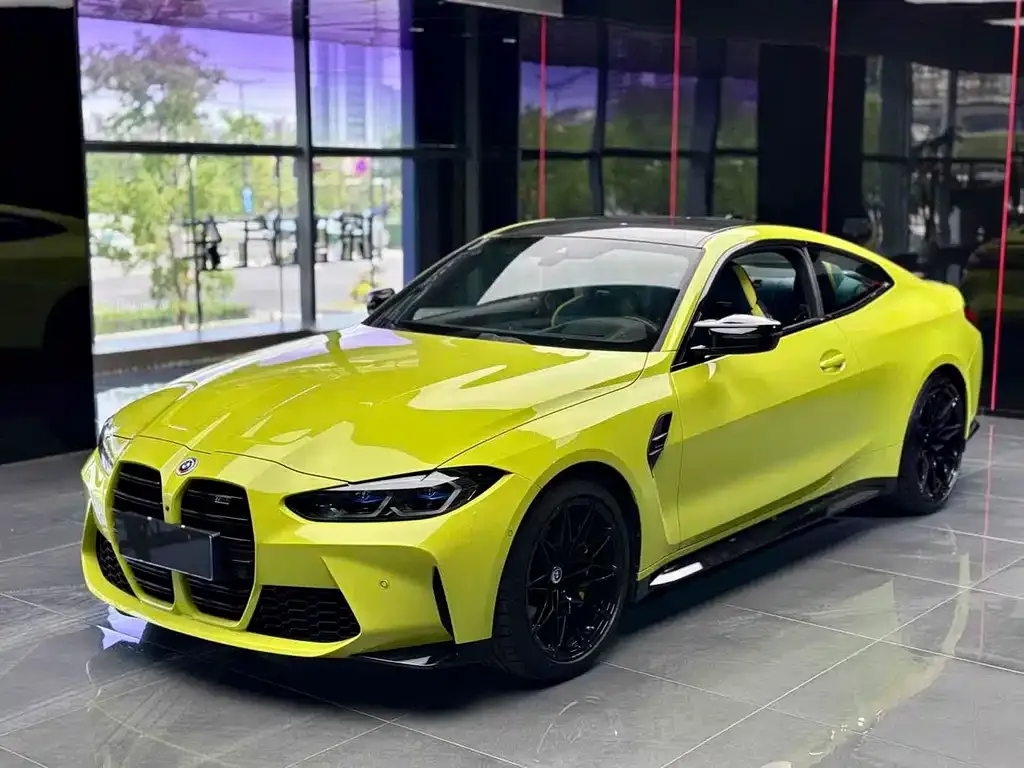 BMW M4 — фото 1
