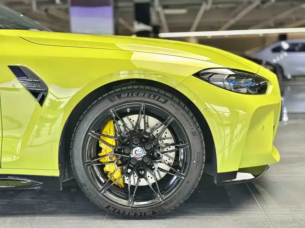 BMW M4 — фото 2