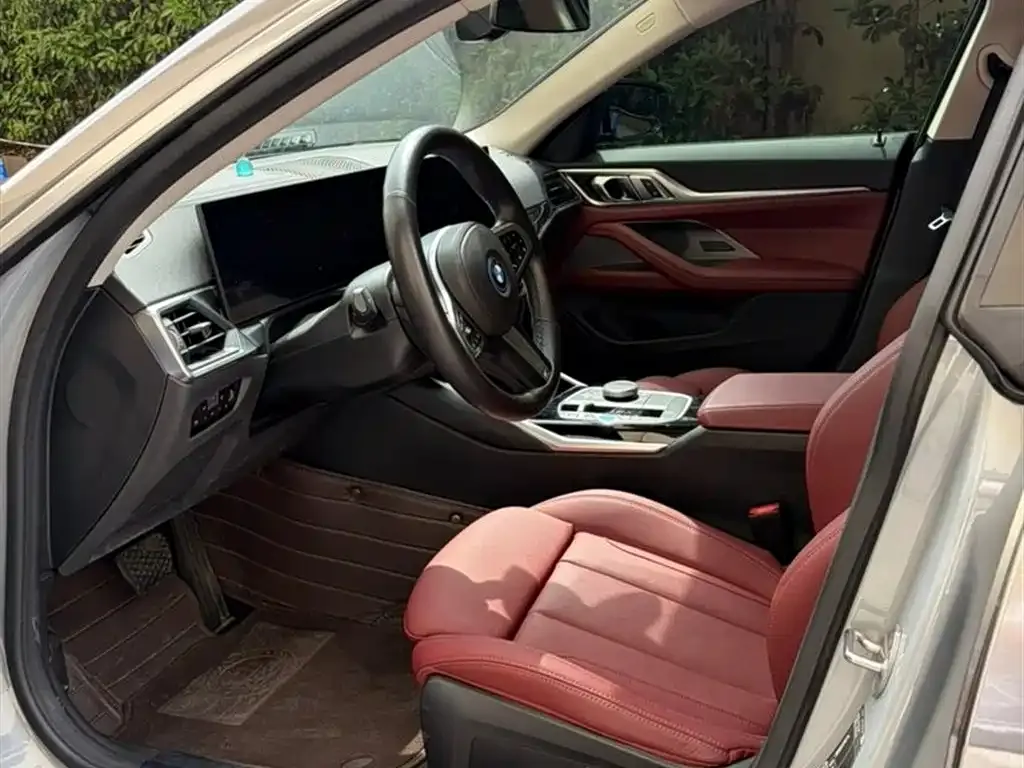 BMW i4 — фото 2