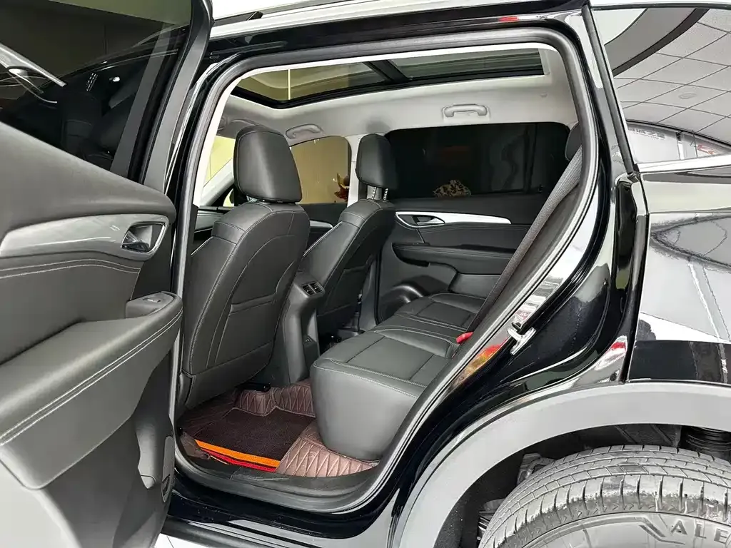 Buick Envision Plus — фото 6