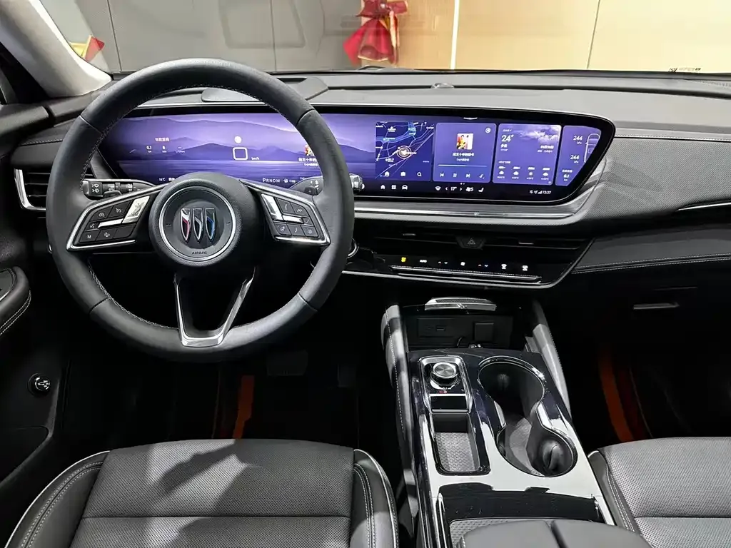 Buick Envision Plus — фото 8