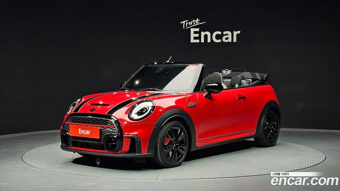Mini Cooper Convertible — фото 1