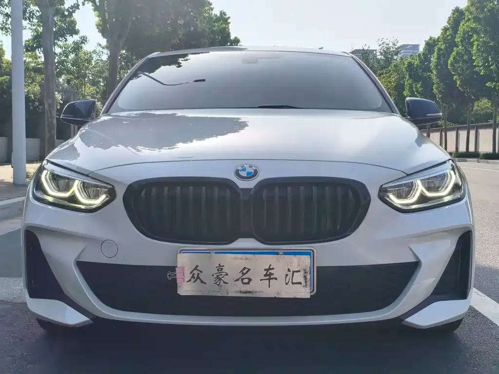 BMW 1 Series 2023 из CN, фото 5
