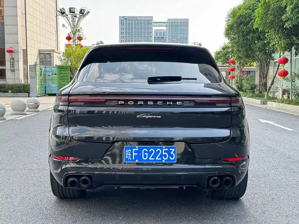 Porsche Cayenne 2024 из CN, фото 4