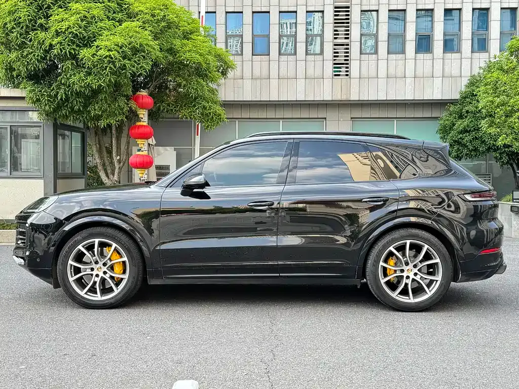 Porsche Cayenne 2024 из CN, фото 6