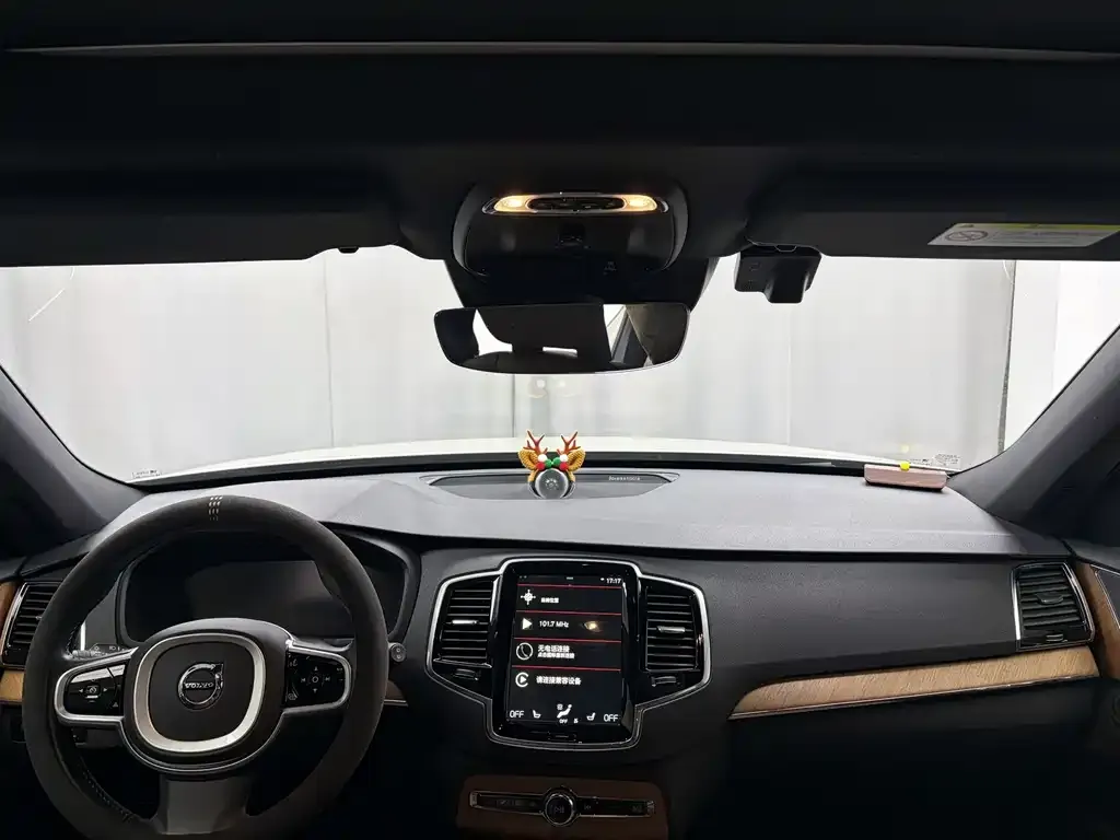 Volvo XC90 2021 из CN, фото 3