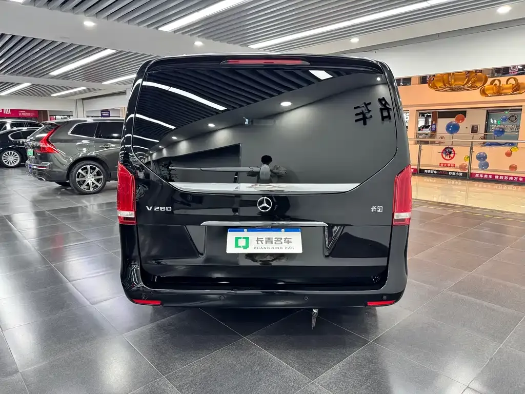 Mercedes-Benz V-Class 2022 из CN, фото 2