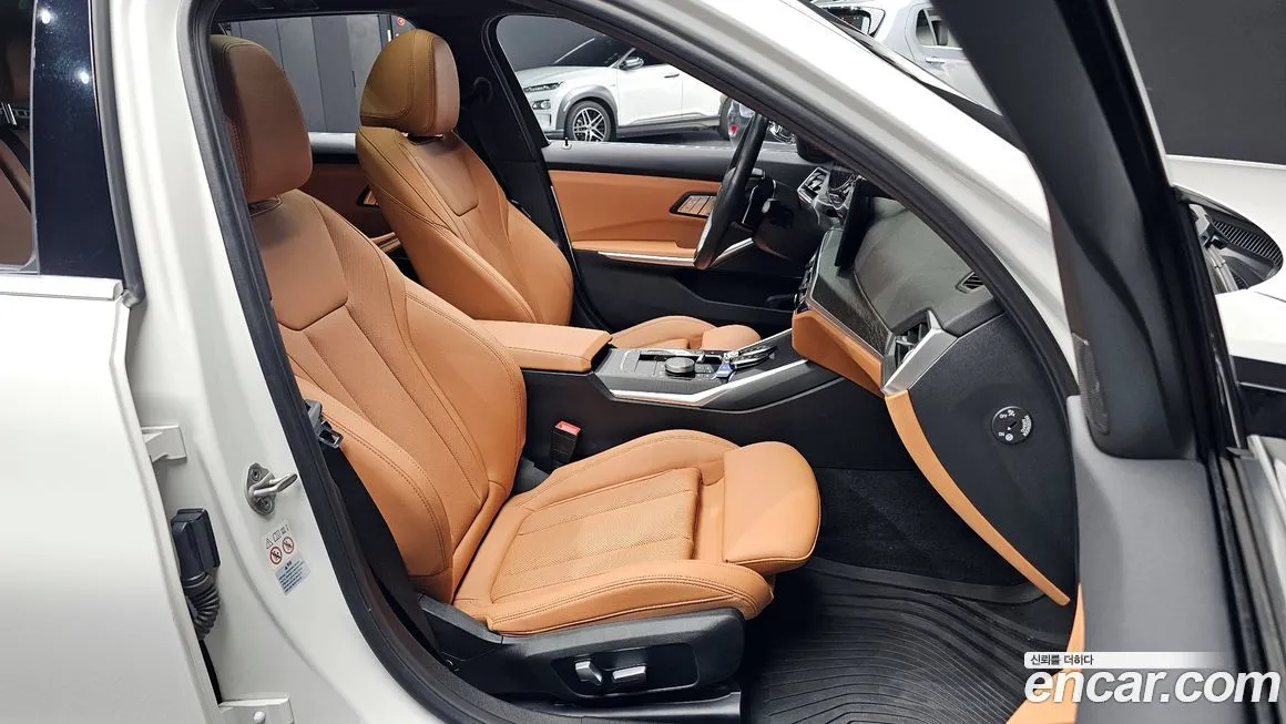 BMW 3-Series 2023 из KR, фото 7