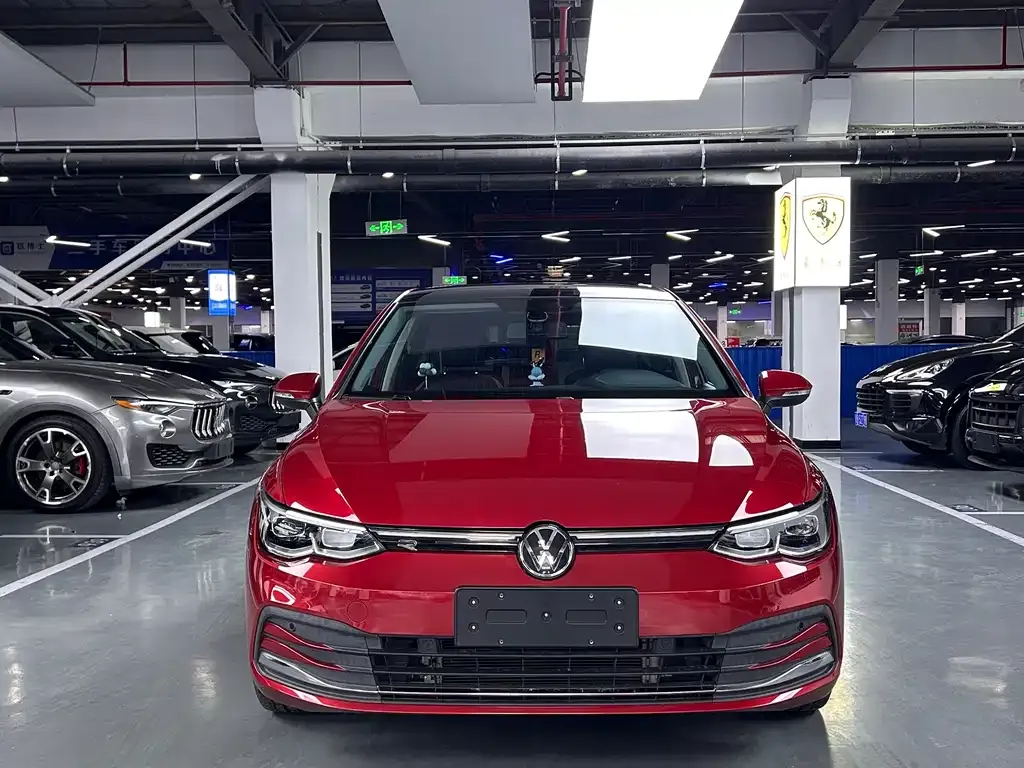 Volkswagen Golf — фото 9