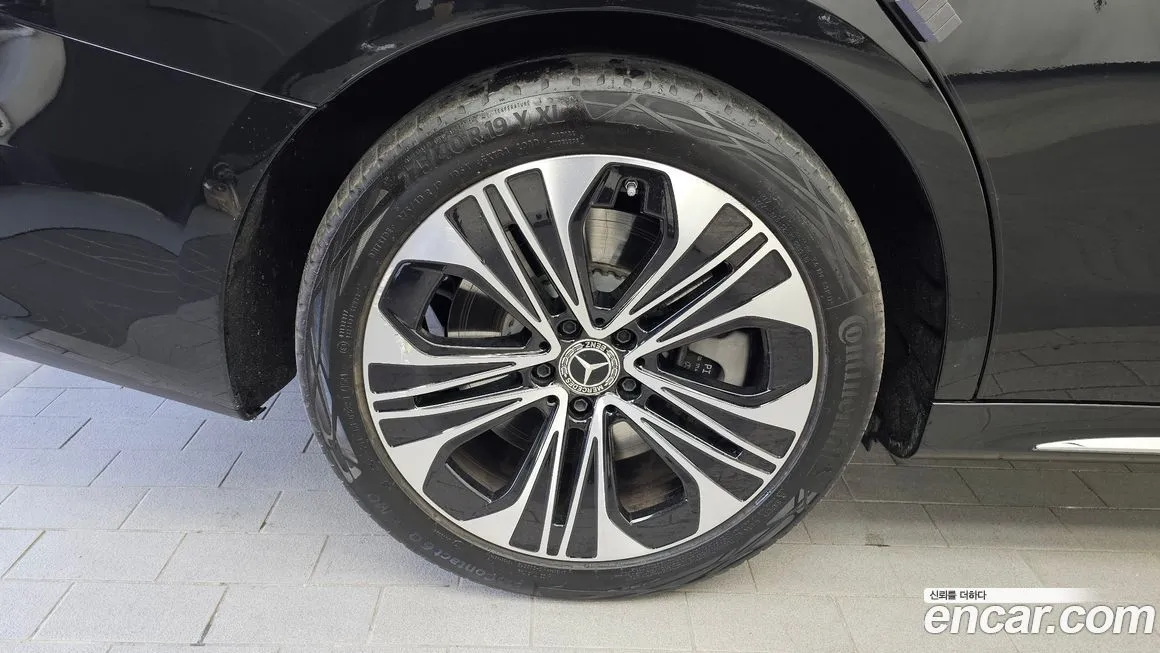 Mercedes-Benz E-Class 2025 из KR, фото 6