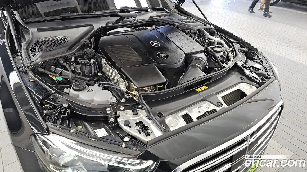 Mercedes-Benz E-Class 2025 из KR, фото 9
