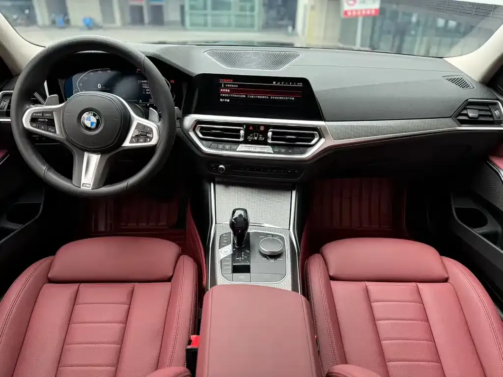 BMW 3 Series 2021 из CN, фото 2